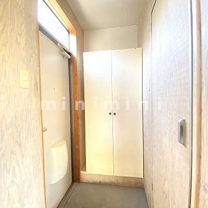 熊本県熊本市北区清水亀井町(アパート)の賃貸物件の玄関