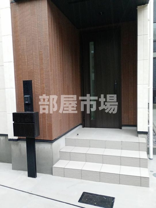 東京都墨田区墨田2(一戸建)の賃貸物件の玄関