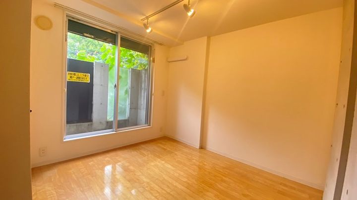 ZESTY駒沢大学IIの内装