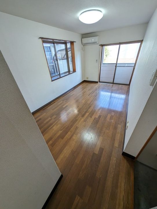 静岡県浜松市中央区広沢2(アパート)の賃貸物件の居間