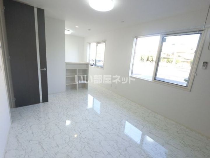 栃木県足利市伊勢町2(アパート)の賃貸物件の居間