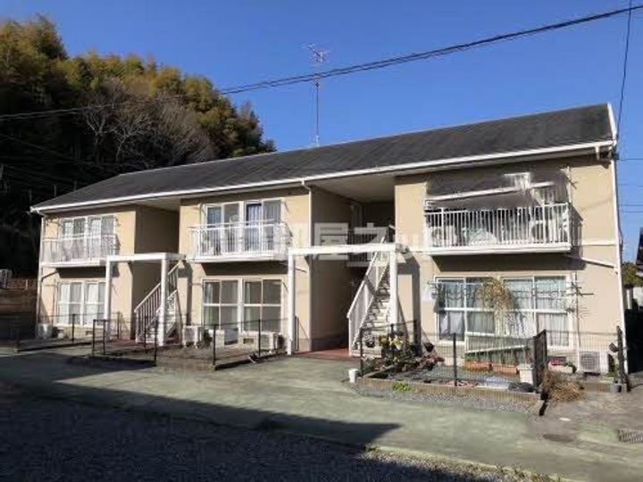 レーヴィンス東長府の外観