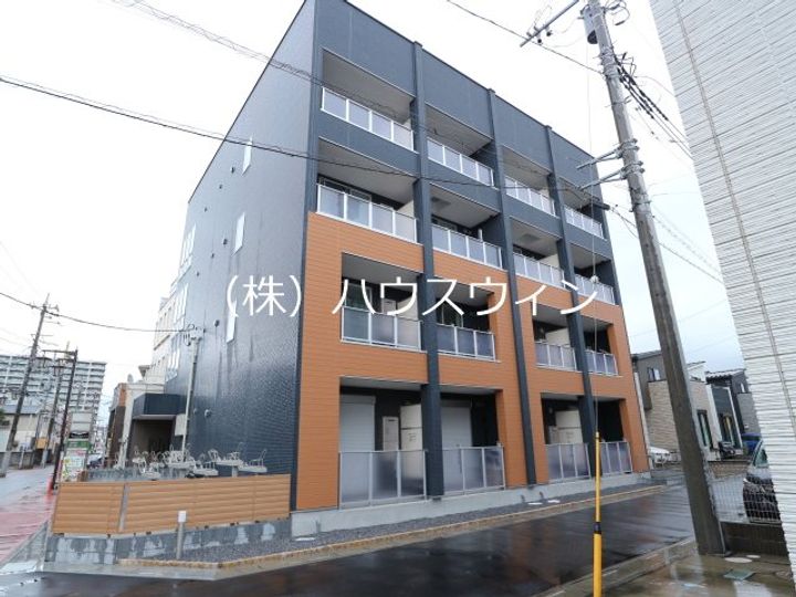リーブルファイン大袋駅前の外観