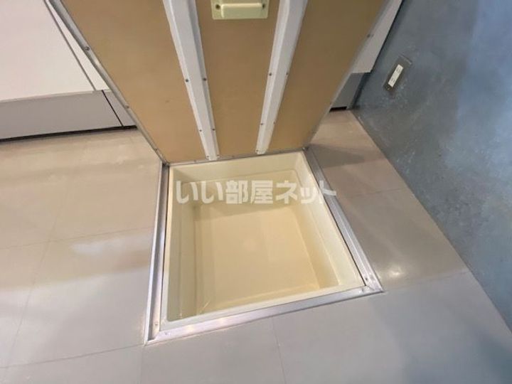 兵庫県神戸市東灘区岡本3(一戸建)の賃貸物件の内装