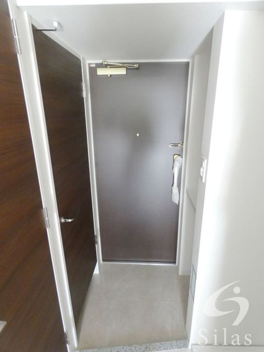 大阪府大阪市東成区東今里3(マンション)の賃貸物件の玄関