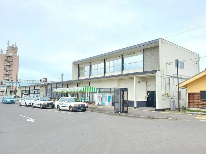 セイバリー IVの周辺