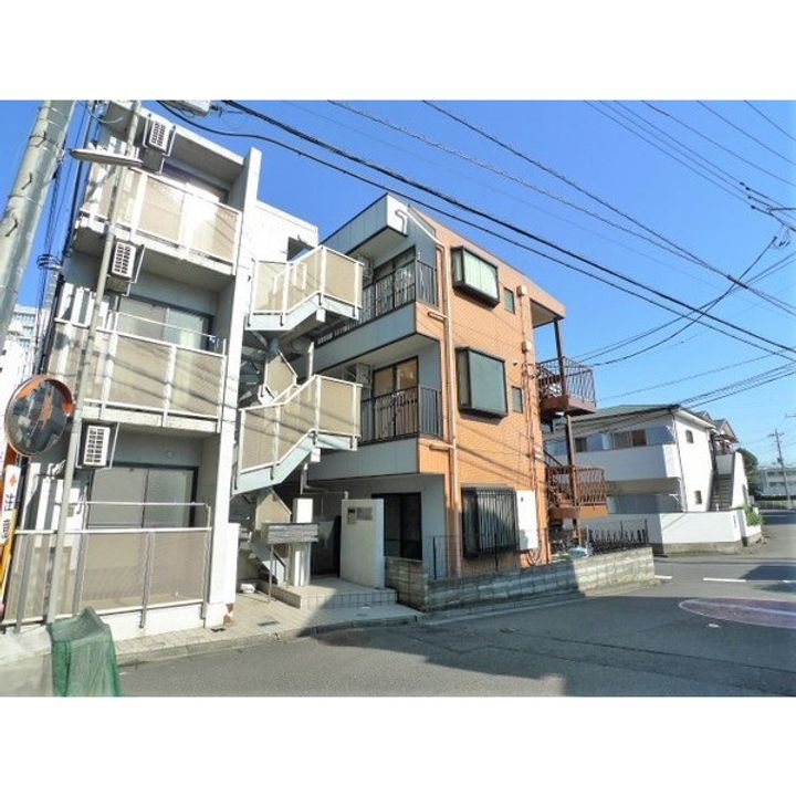 メション志木の外観