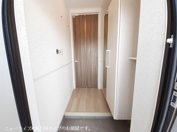 サンリットプレイスの玄関