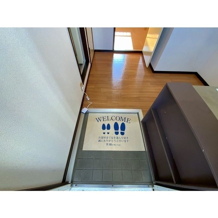 ハビテーション野口の玄関