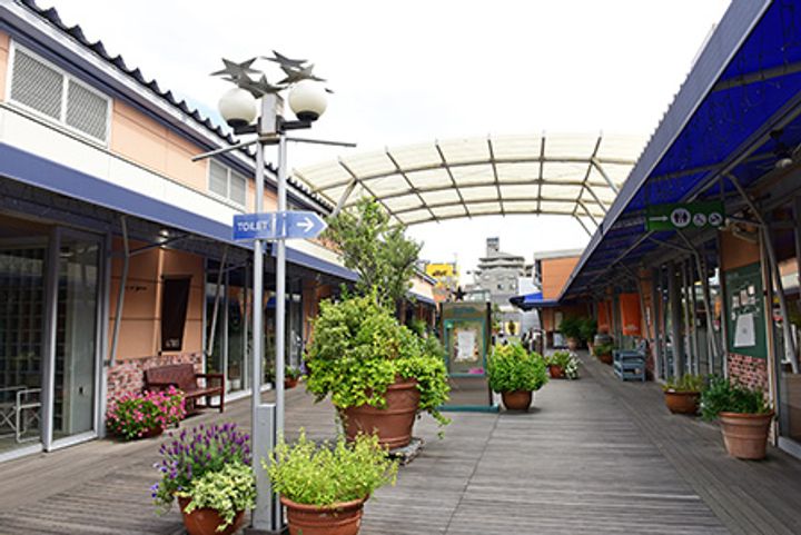 URルネシティ新在家南町の周辺