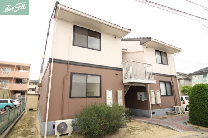 カーディナル辰巳 A棟の外観