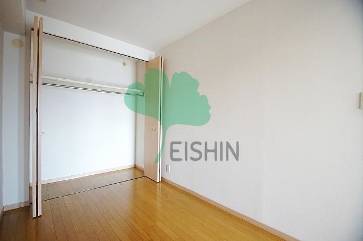 QREST博多東2の内装