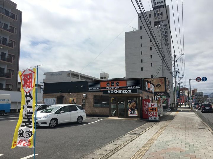 鶴羽ビルの周辺
