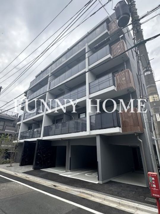 リージア三軒茶屋の外観