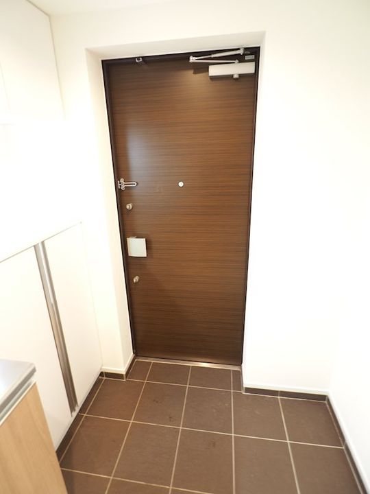 コルティーレ上北沢の玄関