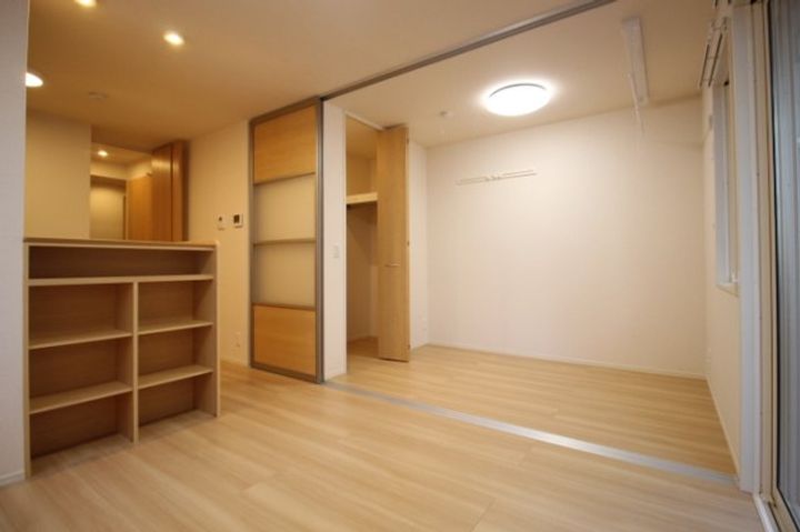 ウィング A棟の居間