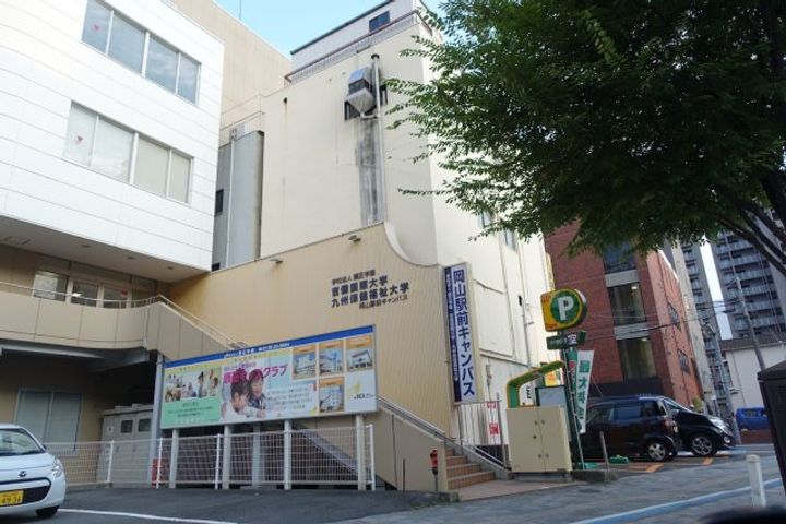 ウィング A棟の周辺