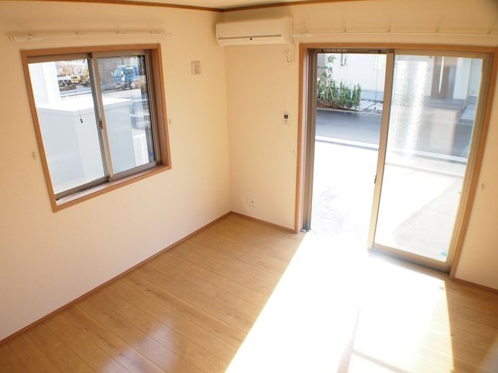栃木県宇都宮市石井町(一戸建)の賃貸物件の居間