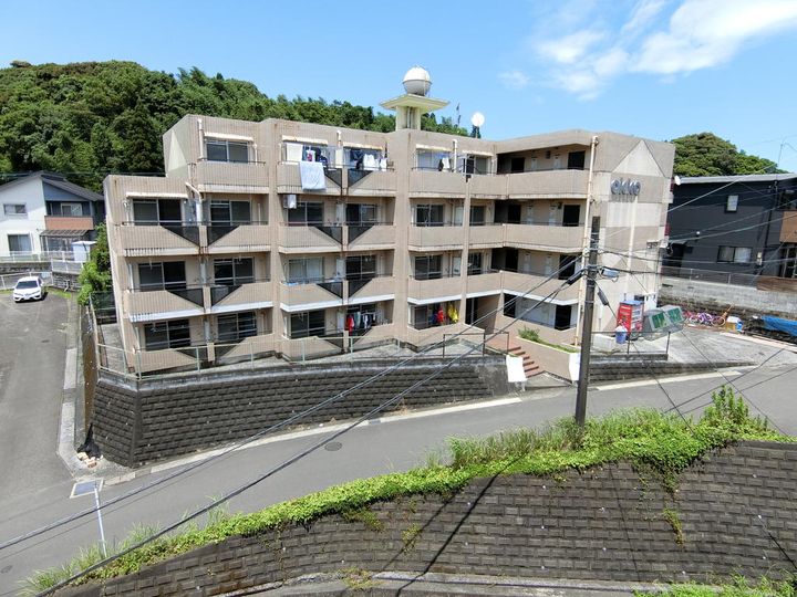 ライブリー加納の地図