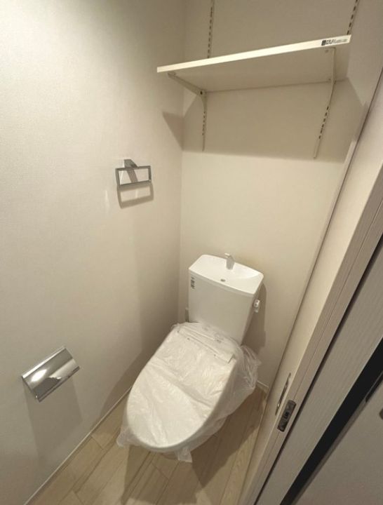 ヴィラロイヤル美園東の内装