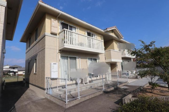 サンパティーク B棟の外観