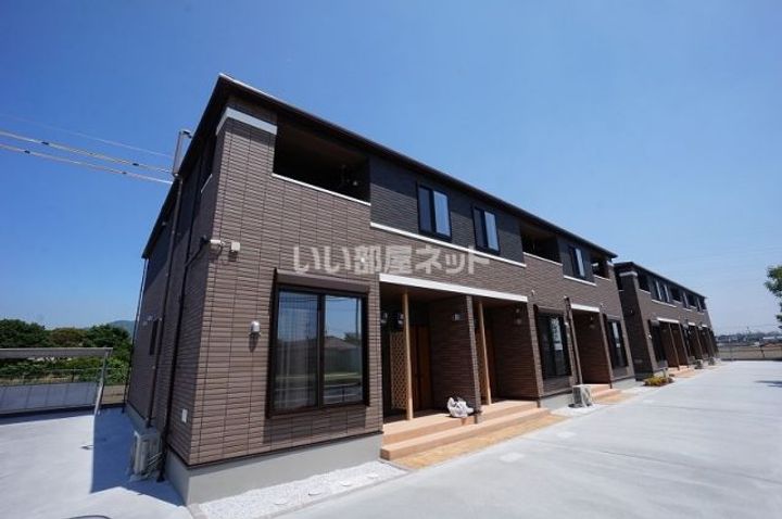 福岡県直方市大字感田(アパート)の賃貸物件の外観