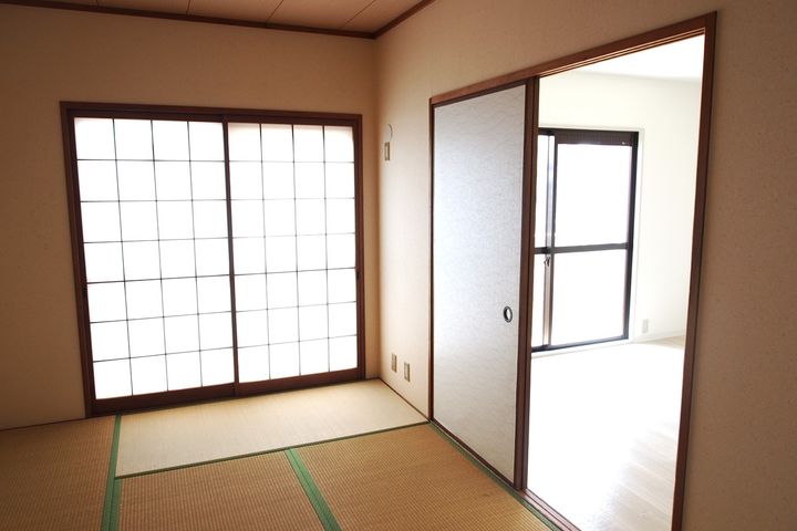 大阪府大阪市住吉区苅田8(マンション)の賃貸物件の居間