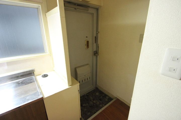 第一タウン皆賀の玄関