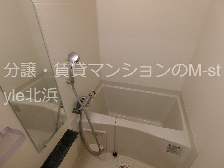 プレサンス堺筋本町センティスの風呂