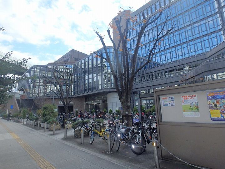 プレサンス堺筋本町センティスの周辺