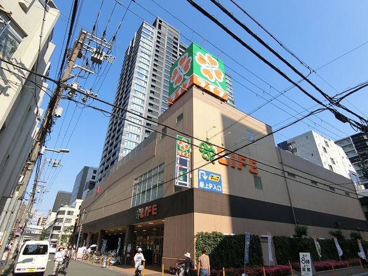 プレサンス堺筋本町センティスの周辺