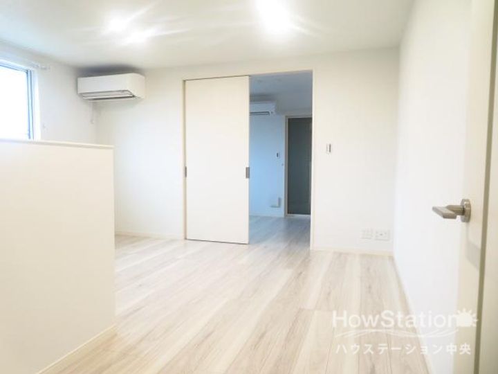 長崎6丁目新築マンションの居間