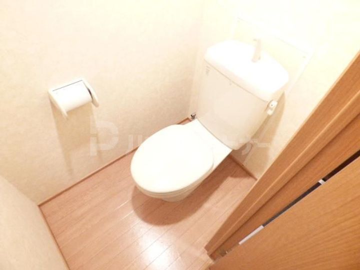 義・久邸の内装