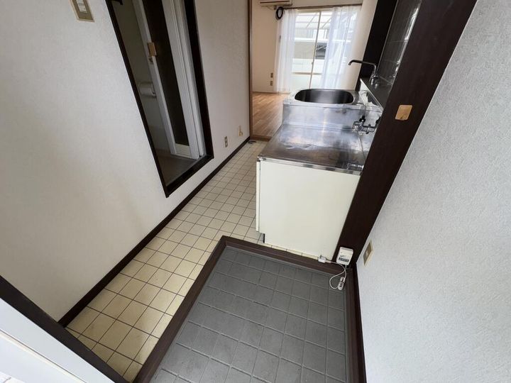 サンハィツ住田A棟の玄関