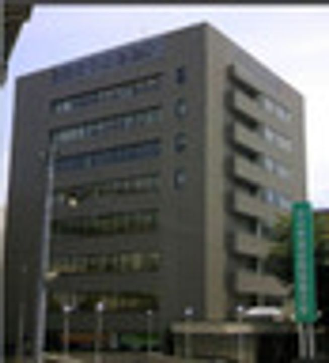 ロイヤルハイツ東八の周辺