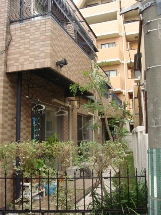 東京都中野区大和町1(マンション)の賃貸物件の地図