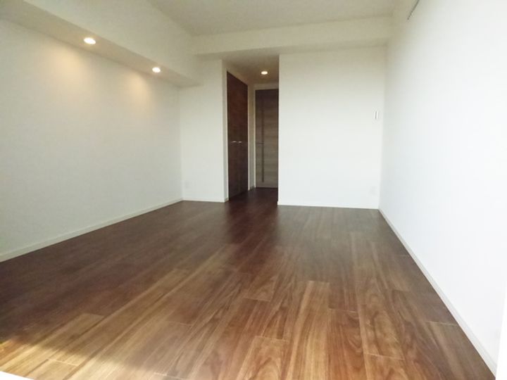 プロシード舞浜の居間