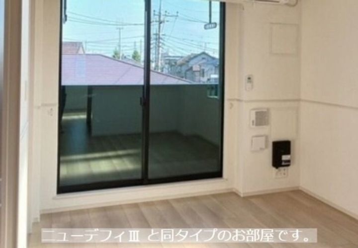 埼玉県草加市稲荷3(アパート)の賃貸物件の居間