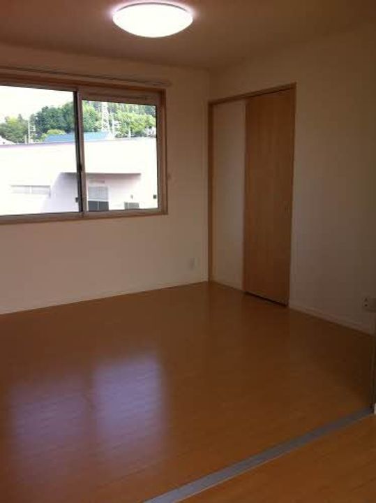 ヴィラ光井 B棟の居間