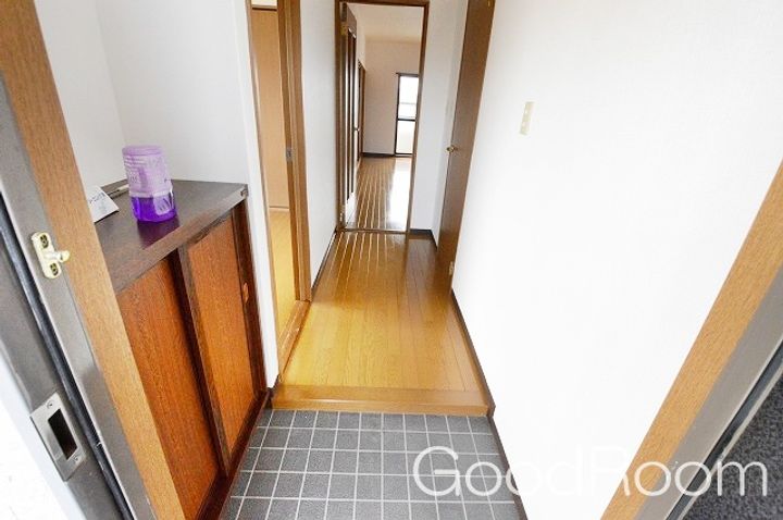 徳島県徳島市津田町1(アパート)の賃貸物件の玄関