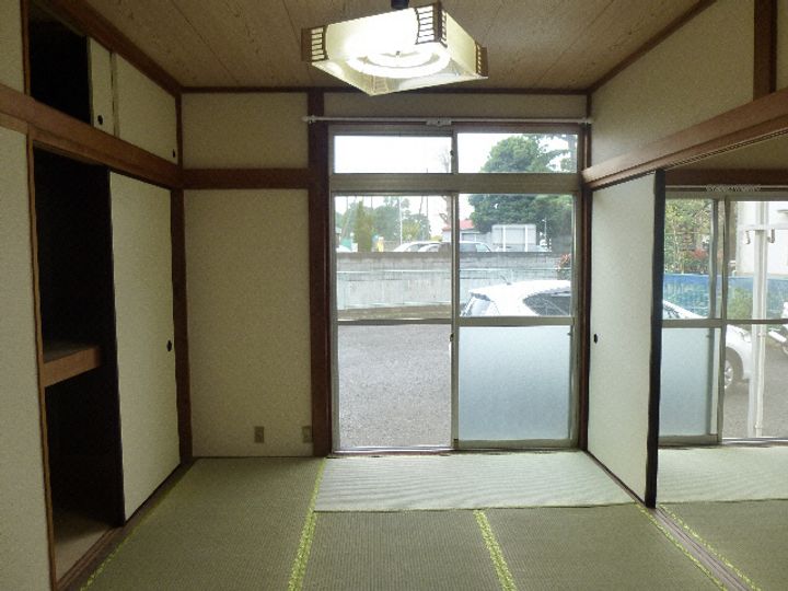 コーポ五番館の居間