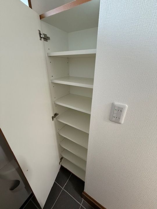 カーサミアの玄関