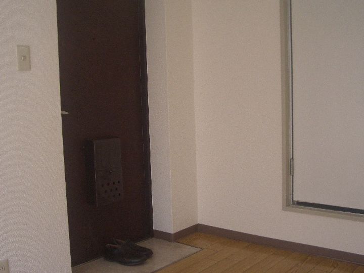 エム初台の居間