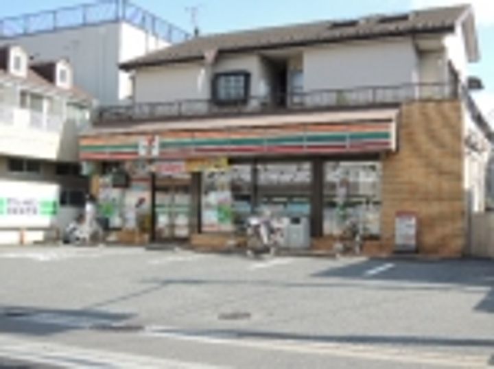 リリーハイムの周辺