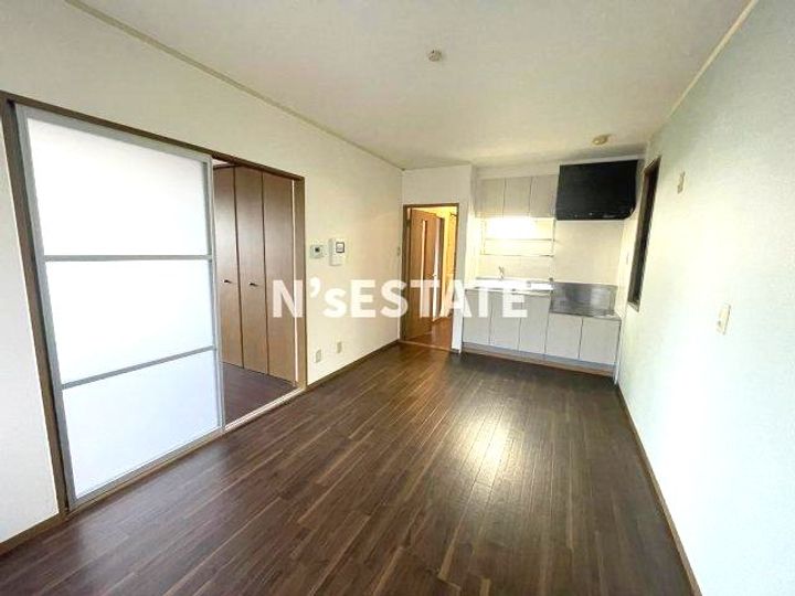 メゾン・ド・ファミーユの居間