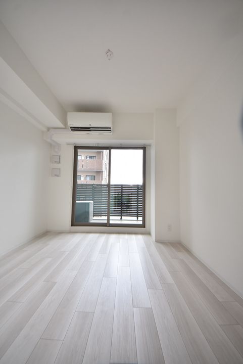 エスリード神戸大倉山ヒルズの居間