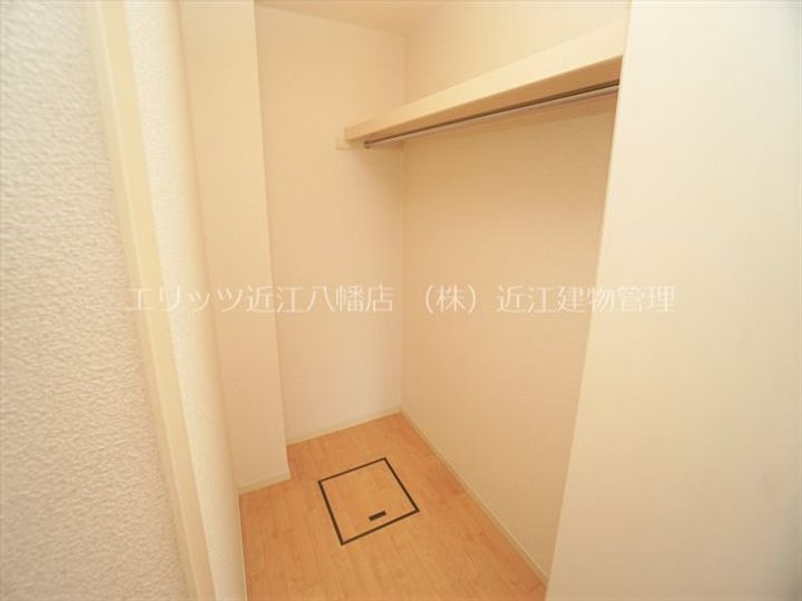 滋賀県東近江市東沖野2(アパート)の賃貸物件の内装