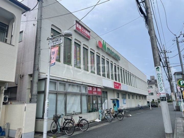 ベルメゾンAKBの周辺