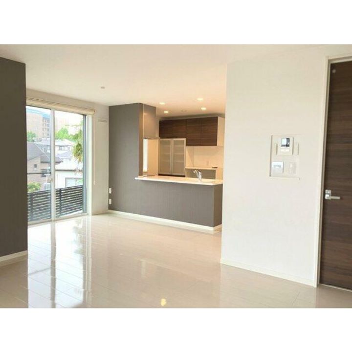 神奈川県座間市緑ケ丘2(一戸建)の賃貸物件の居間