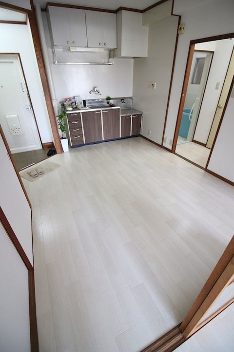 片野レジデンスの居間